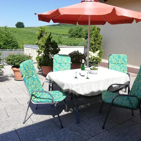 Wein-und Gästehaus Alfons Bollig Trittenheim Exterior foto